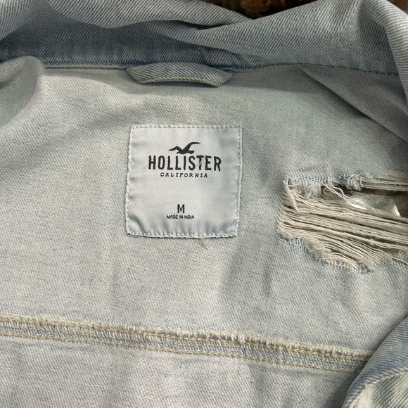 Hollister Denim Jacket Distressed, Size Medium - Picture 4 of 4